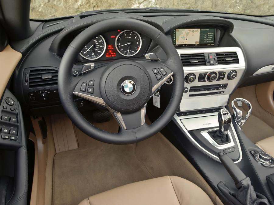  BMW 650i Convertible 2008 года  (US) (фото 6 из 11)